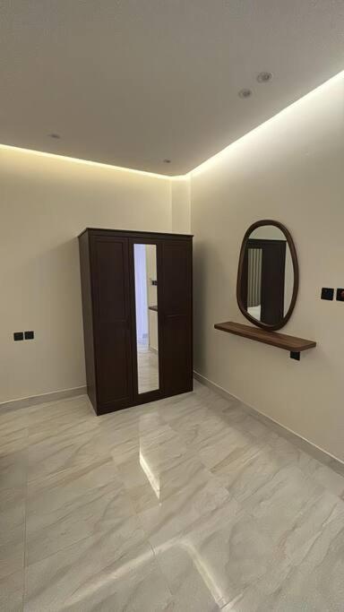 H 1 Riyadh